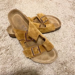 Birkenstock Gold/Mustard Arizona Style Shoe